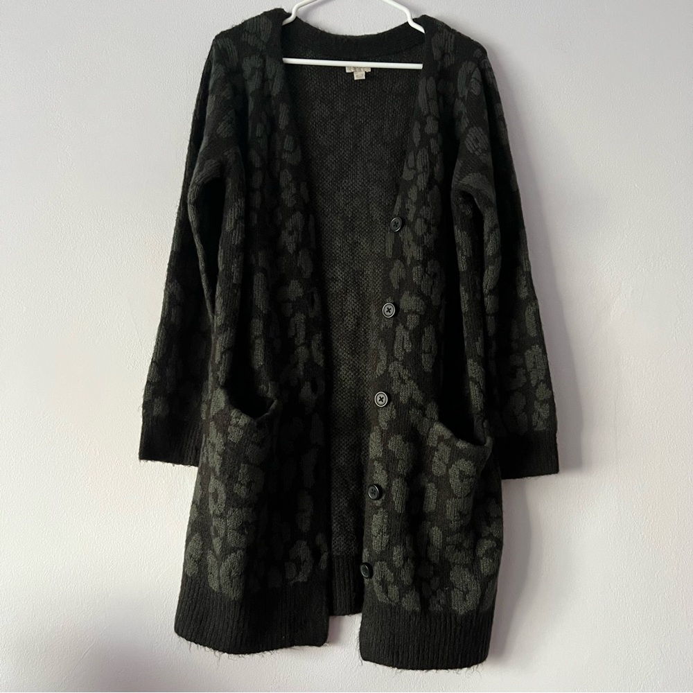 Stylish Black Patterned Women's Sweater